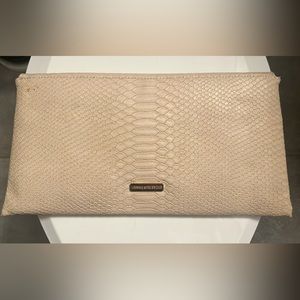 Urban expressions tan small purse
